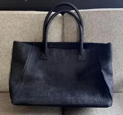 PAVITRA パヴィトラ　ピーノ　トートバッグ　クロコ型押し　レザー　ネイビー PAVITRA パヴィトラピーノトートバッグクロコ型押しレザーネイビー