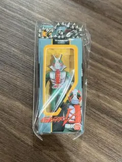 仮面ライダーソフビパッケージチャーム&チョコ　仮面ライダーＶ3