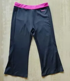 Reebok トレーニングパンツ M　7~8分丈 黒/ピンク