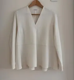 2025SS⭐︎ユナイテッドアローズ⭐︎ペプラム Vネックプルオーバー カットソ'ー