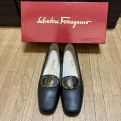 2025年最新】フェラガモ パンプス22.5の人気アイテム - メルカリ