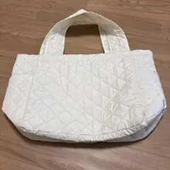ホワイト キルティング バッグ　マザーズバック