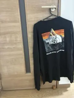 THE NORTH FACE ブラック ロングスリーブ Tシャツ