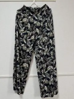 Item thumbnail for item 36f7a45d-a1c8-42eb-b7fb-3cf6a3e7670b