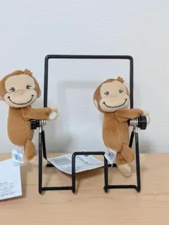 おさるのジョージ ぬいぐるみ マスコット 2体セット　スマホスタンド付のサムネイル
