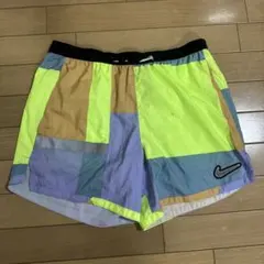 NIKE ランニングショーツ マルチカラー L