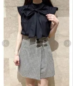 〈未使用に近い・極美品〉SNIDEL ビットスカショーパン Sサイズ