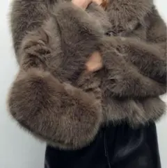 ❤︎美品❤︎ ZARA ❤︎フェイクファーバッグ2way 斜めがけ完売
