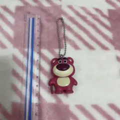 トイストーリー ピクサーキャラクター ぺたんこマスコット ロッツォ キーホルダー