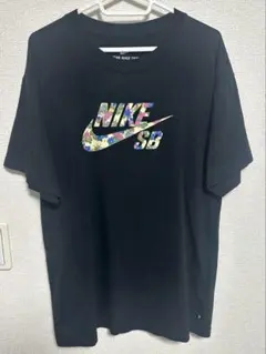 【美品・国内正規品】NIKE SB 花柄 ロゴ Tシャツ L 黒のサムネイル