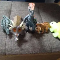 恐竜フィギュア 5体セット