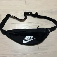 NIKEボディーバック