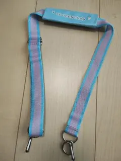 ストラップ 水色とピンク　肩掛け用