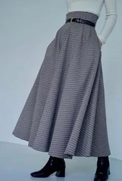 foufou ロングフレアスカート美品 ベルト無し