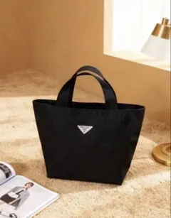 PRADA ブラック ミニトートバッグのサムネイル