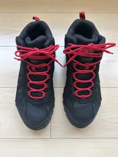 Columbia ミッドカット ハイキングブーツ 防水 ほぼ未使用