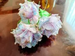 アメリカンフラワー薔薇３輪のサムネイル