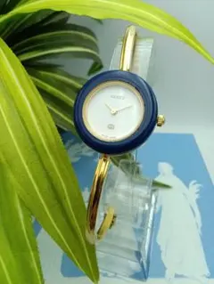 【GUCCI】 バングル腕時計 チェンジベゼル付き