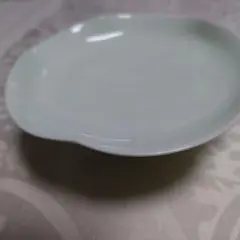 高皿　直径13.3センチ