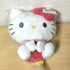 ハローキティ　オーバーオールレッド　おすわりドール