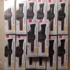 DAISO ダイソー ごくふわっ ファンデーションブラシ 14本 まとめ売りのサムネイル