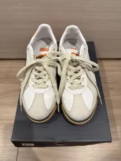美品 Onitsuka Tiger スニーカー DELECITYのサムネイル