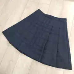 【美品】バーバリー ロンドン スカート ノバチェック ツイード素材 紺 ウール混