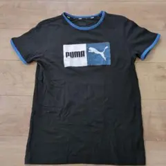 PUMA ロゴ入り Tシャツ 黒/青