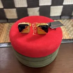 Item thumbnail for item 90c7255b-d881-4a54-8ef3-68e5f2c27006