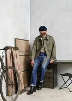 Item thumbnail for item a142e05e-50c0-4c9e-844a-e381e79b64f9