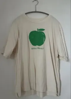 NATURAL LAUNDRY アップルプリント Tシャツのサムネイル