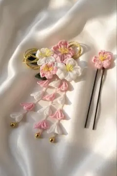 【桜の季節】つまみ細工 髪飾り 和装 卒業式 振袖 浴衣 2点セット 赤