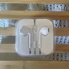 Apple EarPods ホワイト 3.5mmジャック　イヤホン