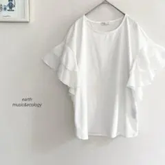 earth music&ecology袖フリルプルオーバーオフホワイト1b16