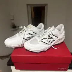 New Balance Fresh Foam スパイク ホワイト