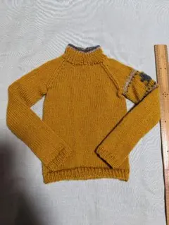 SD13少年サイズ　手編みセーター　辛子色　スーパードルフィー　中古