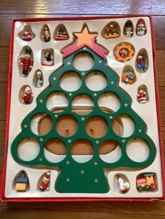 レトロな木製クリスマスツリーカントリー系　スノーマン　トナカイ　サンタクロース他