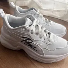 Puma ウィメンズ シリア ウェッジ スニーカー SnowManコラボ