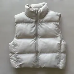 テ*ン様 ZARA ダウンベスト ホワイト アイボリー系　2024年購入