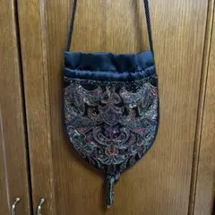 ビーズ刺繍の巾着袋