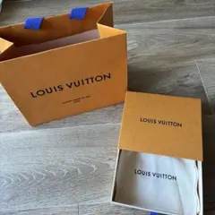 LOUIS VUITTON ショップ袋 箱 保存袋 セットのサムネイル