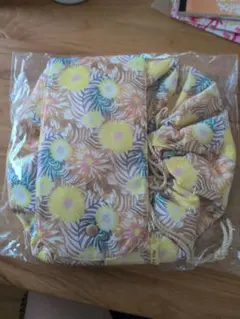 【新品未開封】PAUL＆JOE 花柄クッション型ポーチ