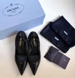 2026新作 雑誌掲載 PRADA プラダ レザー パンプス ブラック 37のサムネイル