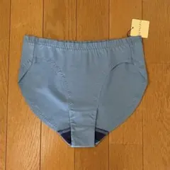 Item thumbnail for item b6f3c62b-e9d8-4d19-9690-507c5fa1e269