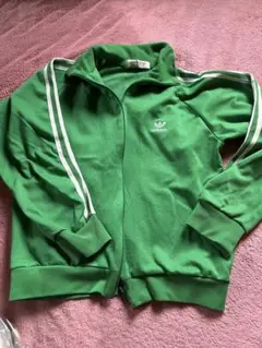 adidas グリーン ジップアップジャージ - メルカリ