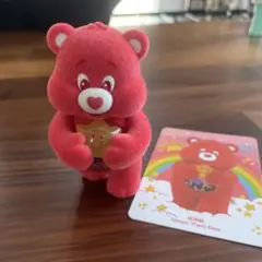 ポップマート ケアベア カラフルハグ シリーズ オールウェイズゼアベア 赤