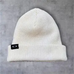 【00’s 】Oakley オークリー　ビーニー　ニット帽　Y2k 刺繍ロゴ