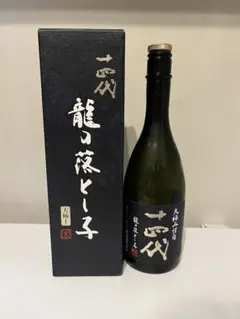 十四代 龍の落とし子 720ml 日本酒　 空き瓶　箱付き 空き瓶 箱付き 龍の落とし子 十四代 日本酒 720ml 空き瓶 箱