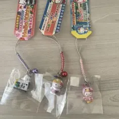 ご当地キティ　ストラップ　ズームイン、横須賀、特急あずさ　根付