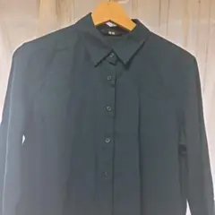 ユニクロ　レーヨンブラウス